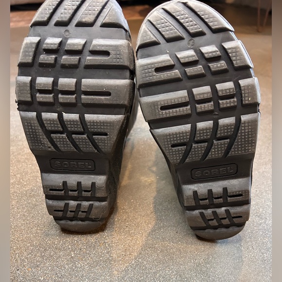Sorel kids winter snow boots - Picture 8 of 8